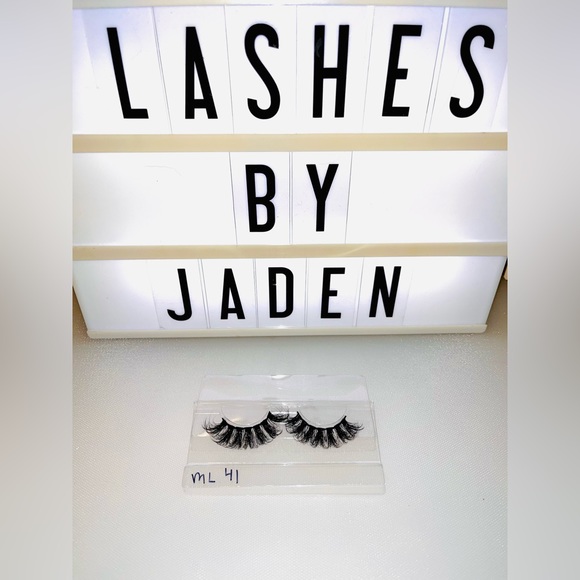 Lash Strip ML41 - Picture 1 of 2
